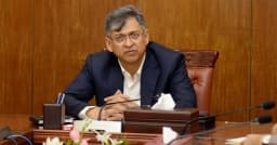 জনআস্থা ফেরাতে দ্রুত ইশতেহার বাস্তবায়ন করতে চান স্বরাষ্ট্রমন্ত্রী