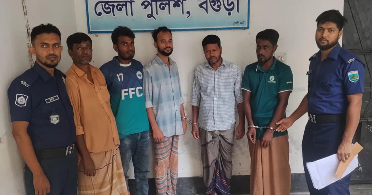 ধুনটে পুলিশের পৃথক অভিযানে পরোয়ানাভুক্ত ৫ আসামি গ্রেপ্তার