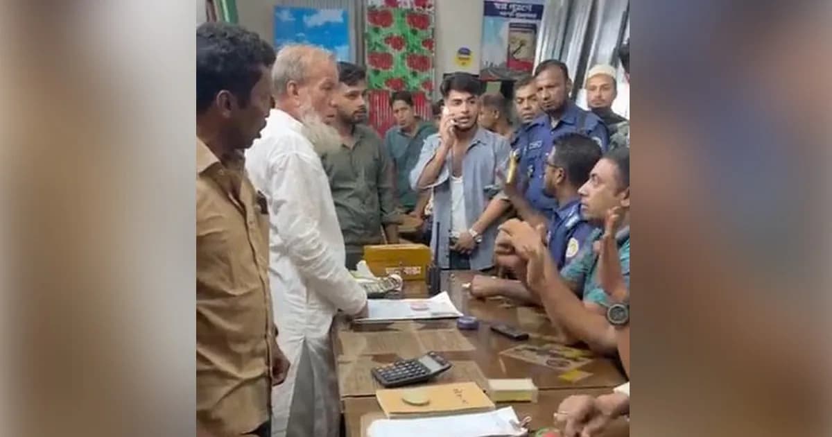 ইভটিজিংয়ের প্রতিবাদ করায় হামলা, ঝালকাঠিতে যুবক আটক