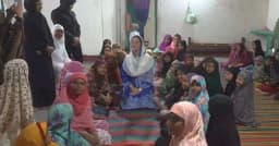 এতিম ও অসহায় নারীদের সঙ্গে ইফতার করলেন জাইমা রহমান