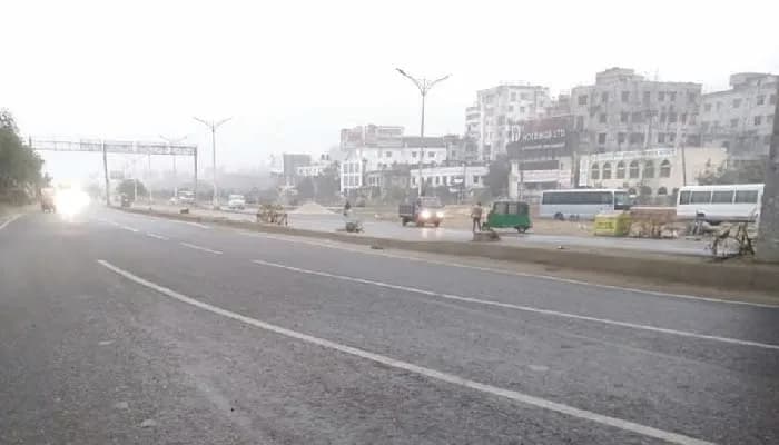 ঢাকায় কুয়াশা বর্ষণ, আজও থাকবে শীতের দাপট
