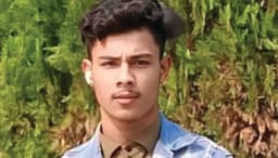 স্ত্রীকে কুপিয়ে হত্যা, স্বামী পলাতক