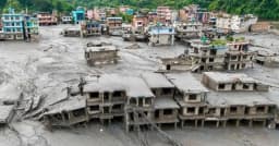নেপালে বন্যার ভয়াবহতা, মরদেহ রাখার জায়গা নেই