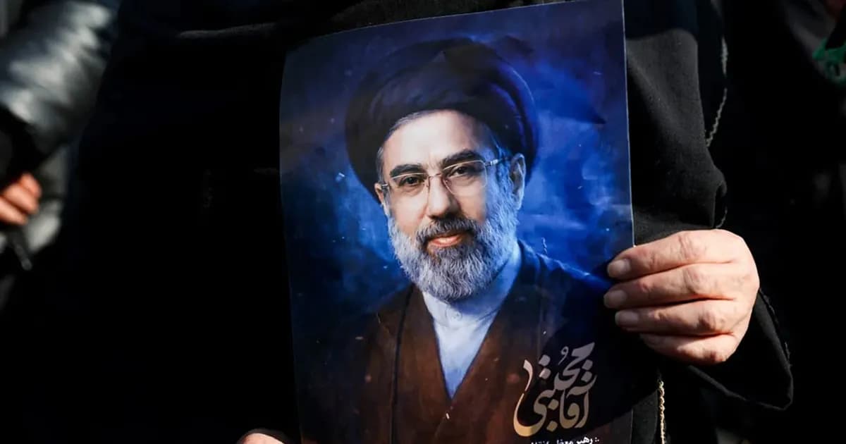 মোজতবা খামেনির চেহারা বিকৃত হয়ে গেছে: রয়টার্স