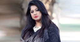 ‘কন্ট্র্যাক্ট ম্যারেজ’ দিয়ে ফিরছেন মৌসুমী