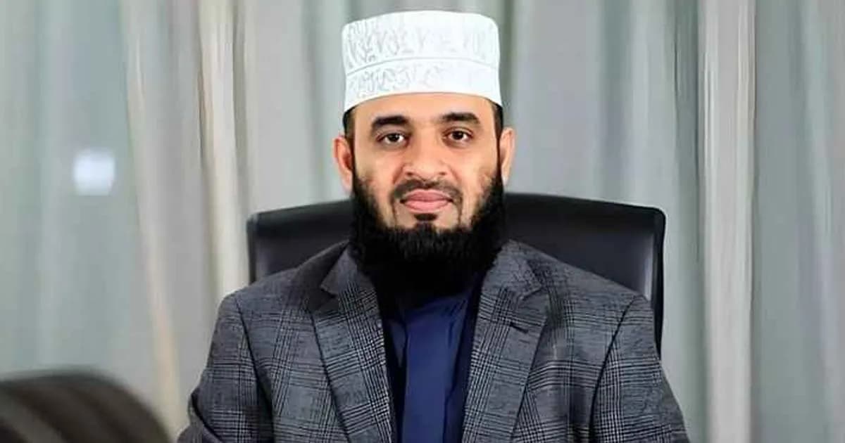 সব মাহফিল স্থগিত করলেন আজহারী