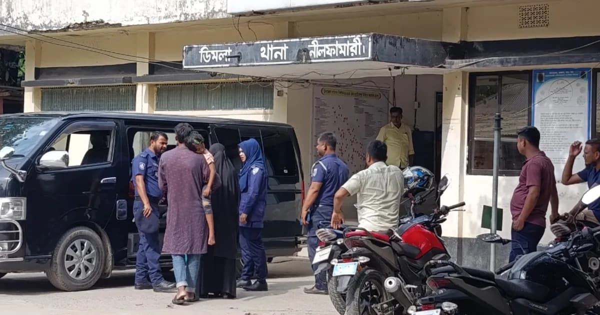 ভুট্টাক্ষেতে আটকে রেখে কিশোরীকে সংঘবদ্ধ ধর্ষণ