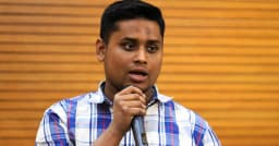 শিক্ষক বর্জনের কড়া ঘোষণা হাসনাত আবদুল্লাহর