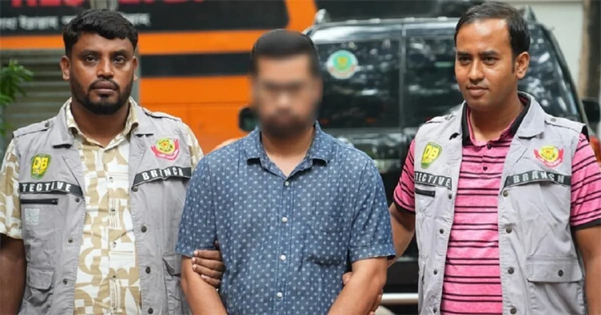 আ. লীগের সাবেক এমপি-মন্ত্রীর ফেসবুক পেজের অ্যাডমিন গ্রেফতার
