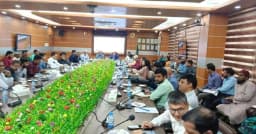 মাইক্রোপ্লাস্টিক গবেষণা প্রকাশে আইন চায় শিল্পমহল