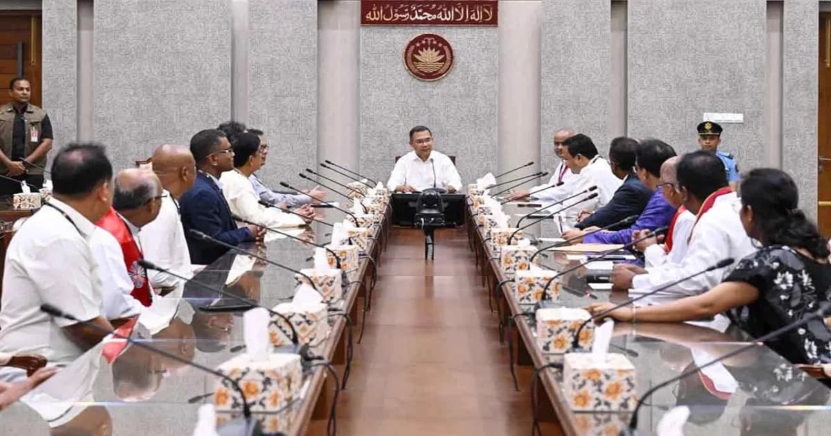 প্রোটেস্ট্যান্ট চার্চ নেতাদের সঙ্গে প্রধানমন্ত্রীর শুভেচ্ছা বিনিময়