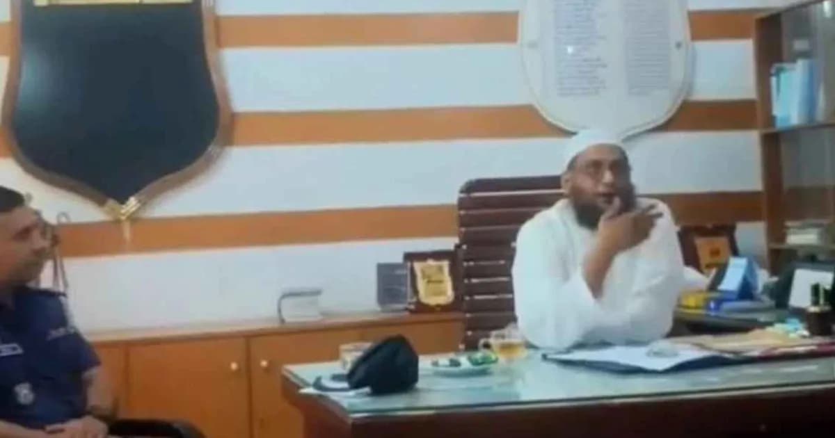 থানায় ঢুকে ওসির চেয়ারে বসলেন এমপি, ভিডিও ভাইরাল