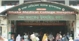 ঢাকা মেডিকেলে যুবকের মরদেহ ফেলে পালালেন ২ ব্যক্তি