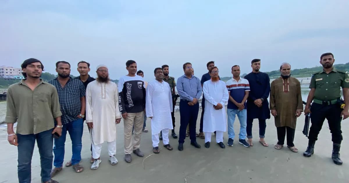 খোকসা গড়াই নদীতে ‘মিনি কক্সবাজার’ নির্মাণের উদ্যোগ, পরিদর্শনে ইউএনও