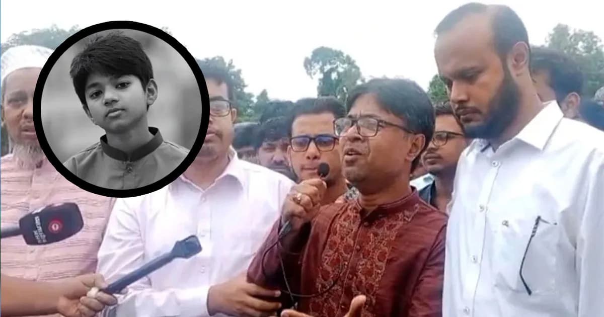 জানাজার আগে কান্নাজড়িত কণ্ঠে অপ্রতিমের জন্য ক্ষমা চাইলেন বাবা