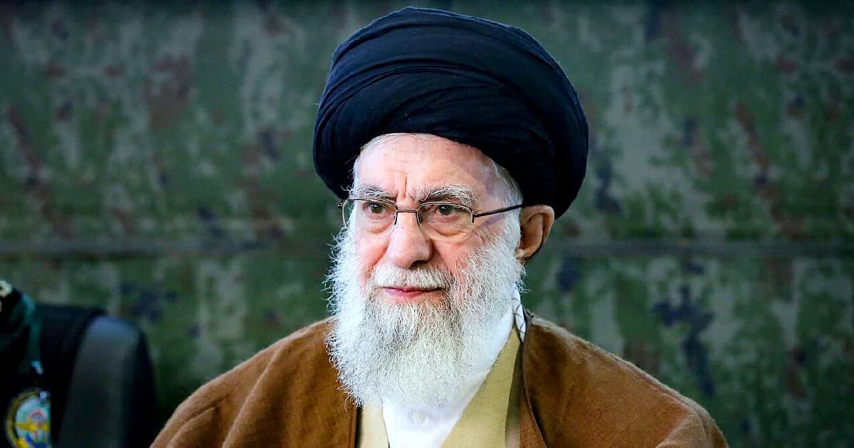 খামেনির ওপর হামলা যুদ্ধ ঘোষণার শামিল হবে : ইরানের প্রেসিডেন্ট