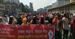 উত্তরায় আজও শ্রমিকদের সড়ক অবরোধে অচল যান চলাচল