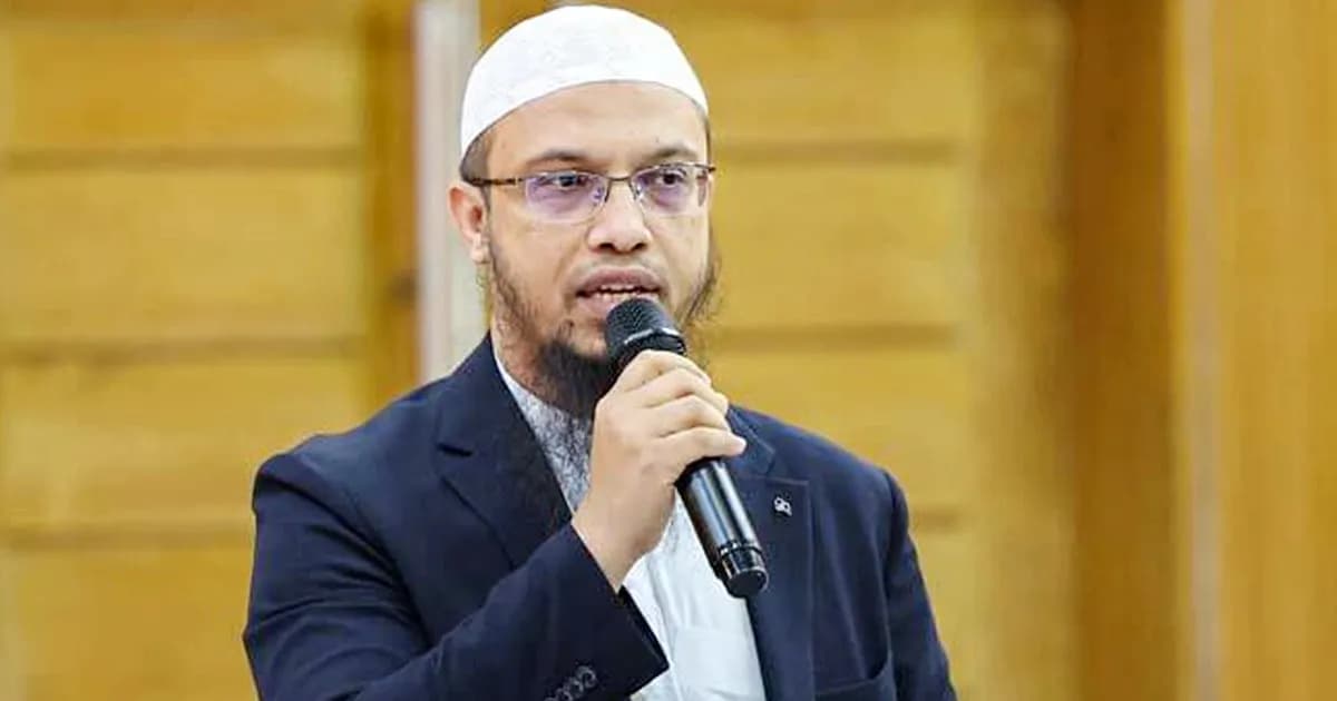 অন্যের কাছে দোয়া চাওয়া ও করানোর বিষয়ে ইসলাম কী বলে