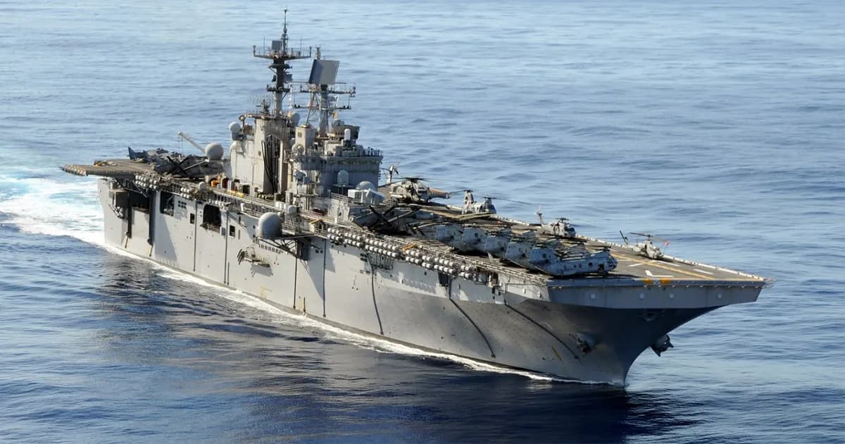 যুক্তরাষ্ট্রের যুদ্ধজাহাজে নিউইয়র্কে নেওয়া হচ্ছে মাদুরোকে