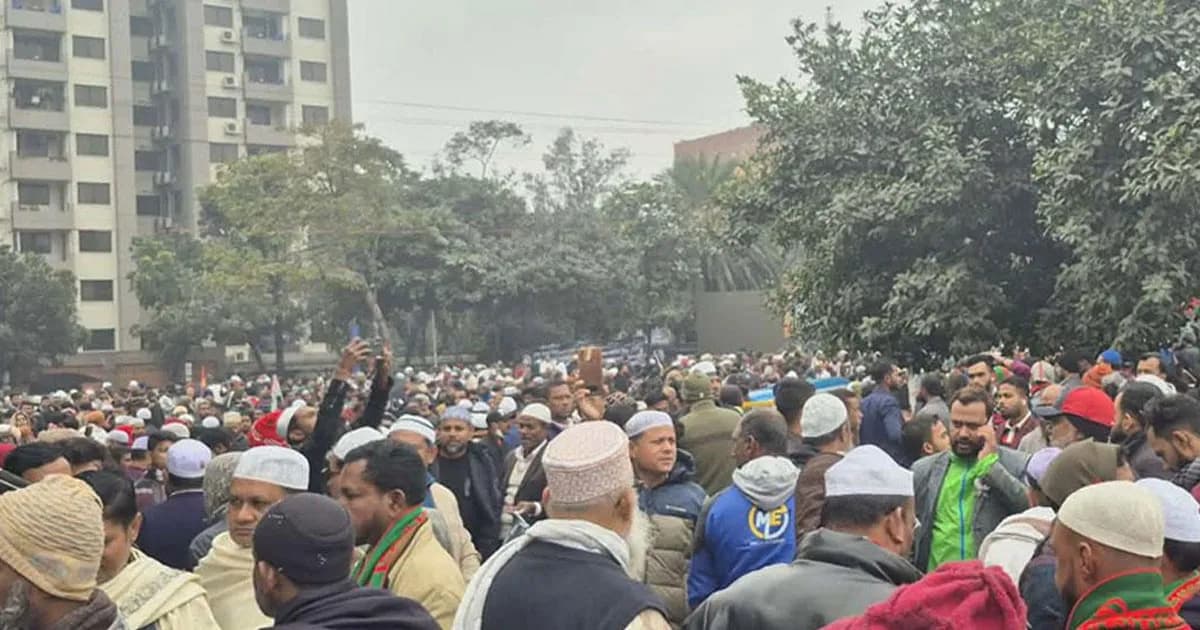 সব পথ এসে মিশেছে মানিক মিয়া অ্যাভিনিউয়ে