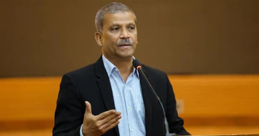 খালেদা জিয়ার সঙ্গে প্রথম সাক্ষাৎকারের স্মৃতিচারণে আসিফ নজরুল