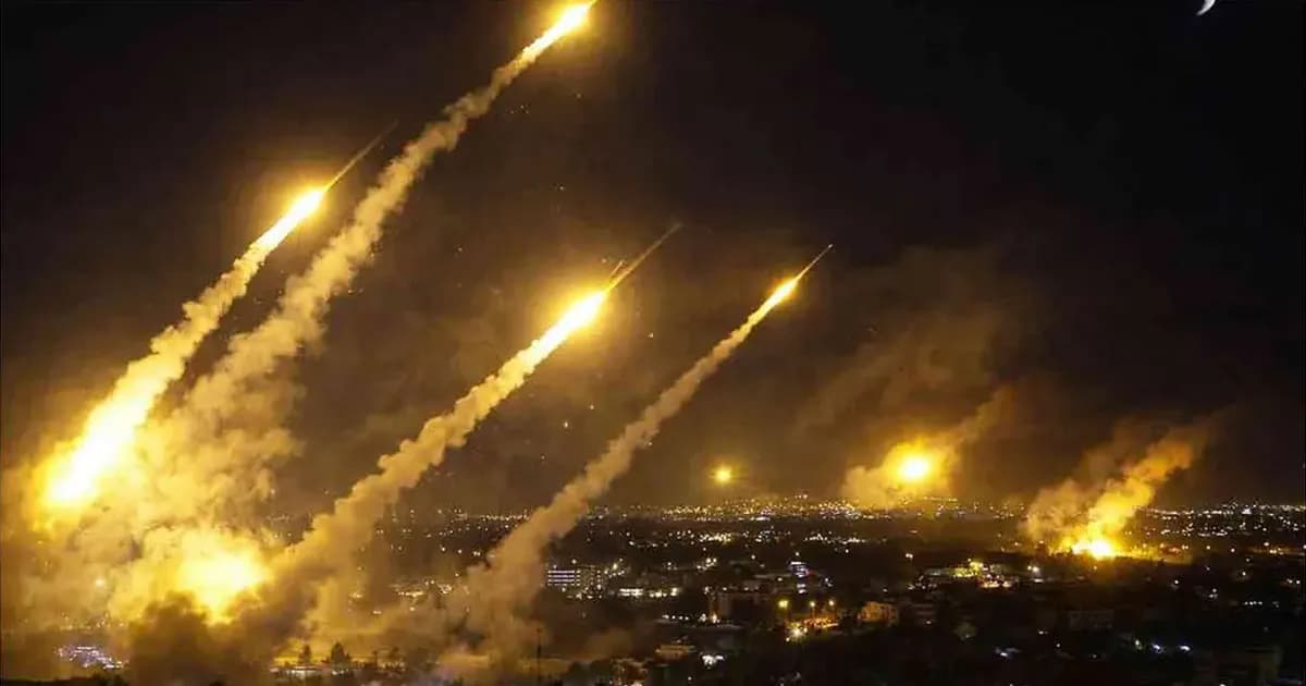 যুক্তরাষ্ট্র ‘রেড লাইন’ অতিক্রম করলে, যুদ্ধ মধ্যপ্রাচ্য ছড়িয়ে যাবে: ইরান