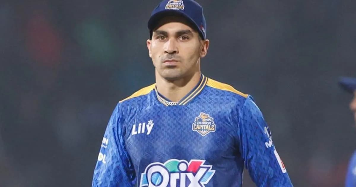 গুরবাজের কক্ষে অনুমতি ছাড়া আকুর উপস্থিতি, ক্ষোভ প্রকাশ ঢাকার