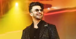 নতুন স্টাইলিশ লুকে ভক্তদের বার্তা দিলেন শাকিব খান