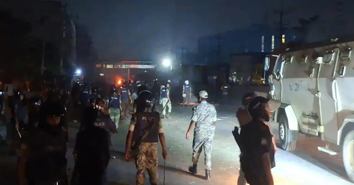 ৬ ঘণ্টা পর স্বাভাবিক হলো ঢাকা-টাঙ্গাইল মহাসড়কে যান চলাচল