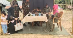 খাগড়াছড়িতে সেনাবাহিনীর বিনামূল্যে মেডিকেল ক্যাম্পেইন