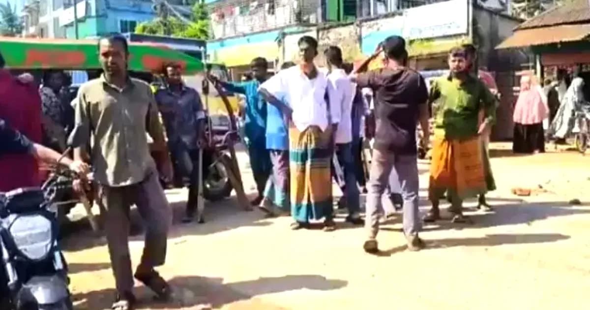 বিজিবির গুলিতে যুবকের মৃত্যু,সড়ক অবরোধ করে বিক্ষোভ