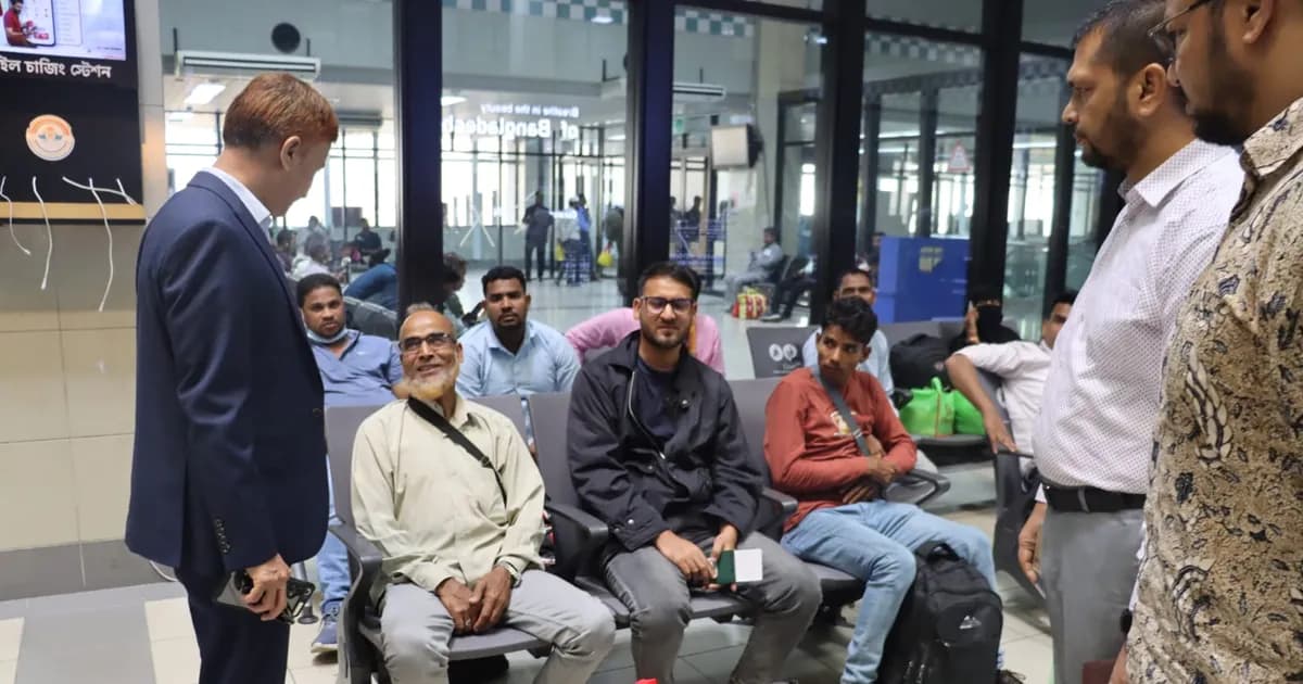 শাহ আমানত আন্তর্জাতিক বিমানবন্দর পরিদর্শন করলেন বেবিচক চেয়ারম্যান