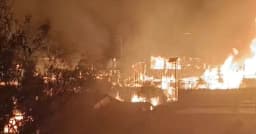 মধ্যরাতে উখিয়ার রোহিঙ্গা ক্যাম্পে অগ্নিকাণ্ড