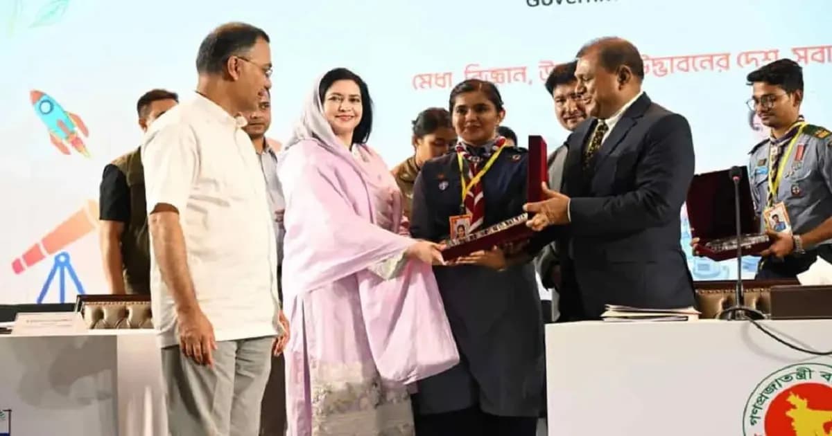 বৃক্ষরোপণ ও জাতীয় স্টার্টআপ প্রদর্শনীর উদ্বোধন করলেন প্রধানমন্ত্রী