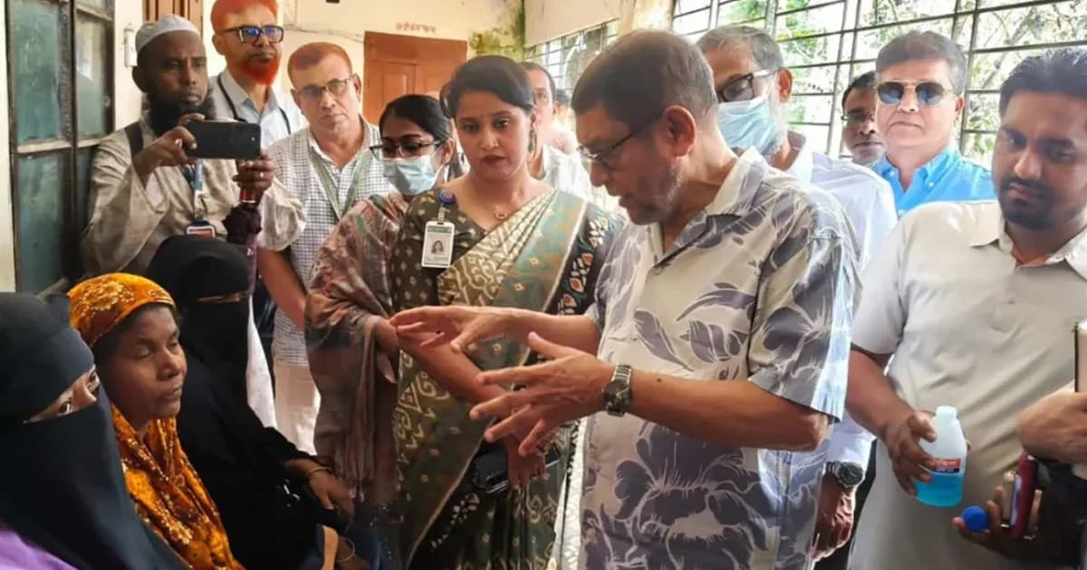 ‘সরকারি হাসপাতালের সামনে কোনো ক্লিনিকের অনুমোদন দেওয়া হবে না’