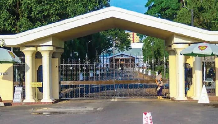 ভূমিকম্পে প্রধান উপদেষ্টার কার্যালয় হেলে পড়ার খবর ভুয়া