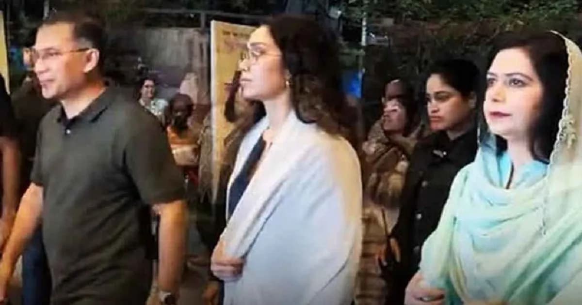 পরিবারের সঙ্গে মঞ্চ নাটক দেখলেন প্রধানমন্ত্রী তারেক রহমান