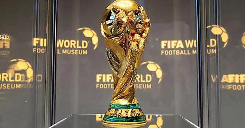 বিশ্বকাপ ট্রফি এখন বাংলাদেশে