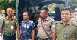 আনসারের তৎপরতায় শেরপুর সদর হাসপাতালে দালাল আটক, পুলিশে সোপর্দ