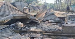 চৌগাছায় মুদি দোকানে অগ্নিকাণ্ড, ক্ষতি আড়াই লাখ টাকা