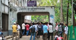 কক্সবাজার আদালত চত্বরে বিএনপি নেতাকে গুলি, আহত ৫