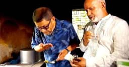 হাসপাতালের রোগীদের খাবার মুখে নিয়েই ফেলে দিলেন স্বাস্থ্যমন্ত্রী