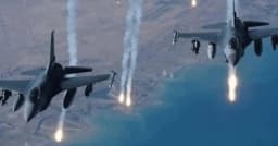 মধ্যরাতে আফগানিস্তানে ভয়াবহ বিমান হামলা