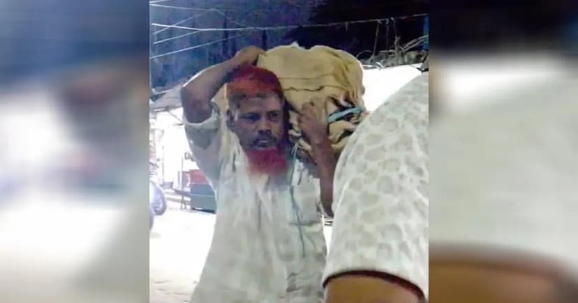 সড়কের পাশে মিলল এসএসসি পরীক্ষার ২৬৮ খাতা