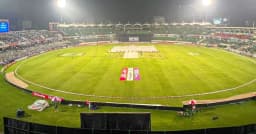 মিরপুরে শিলাবৃষ্টি, বাংলাদেশ-পাকিস্তান ম্যাচ বন্ধ