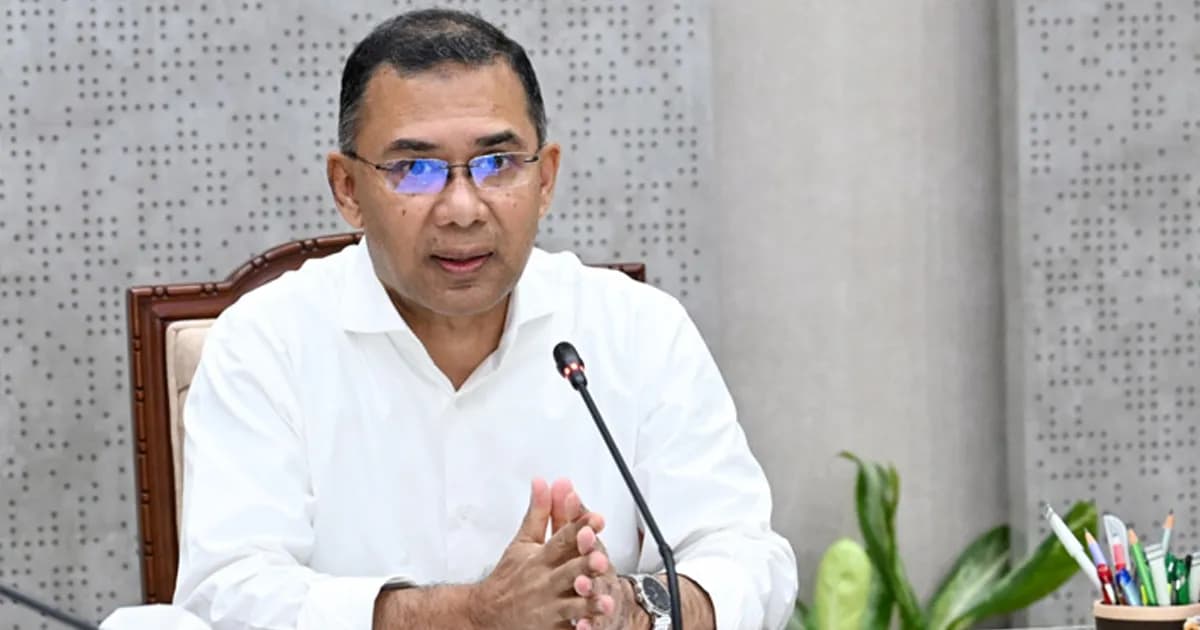 জ্বালানি মজুত ও চোরাচালান রোধে প্রধানমন্ত্রীর কঠোর নির্দেশ