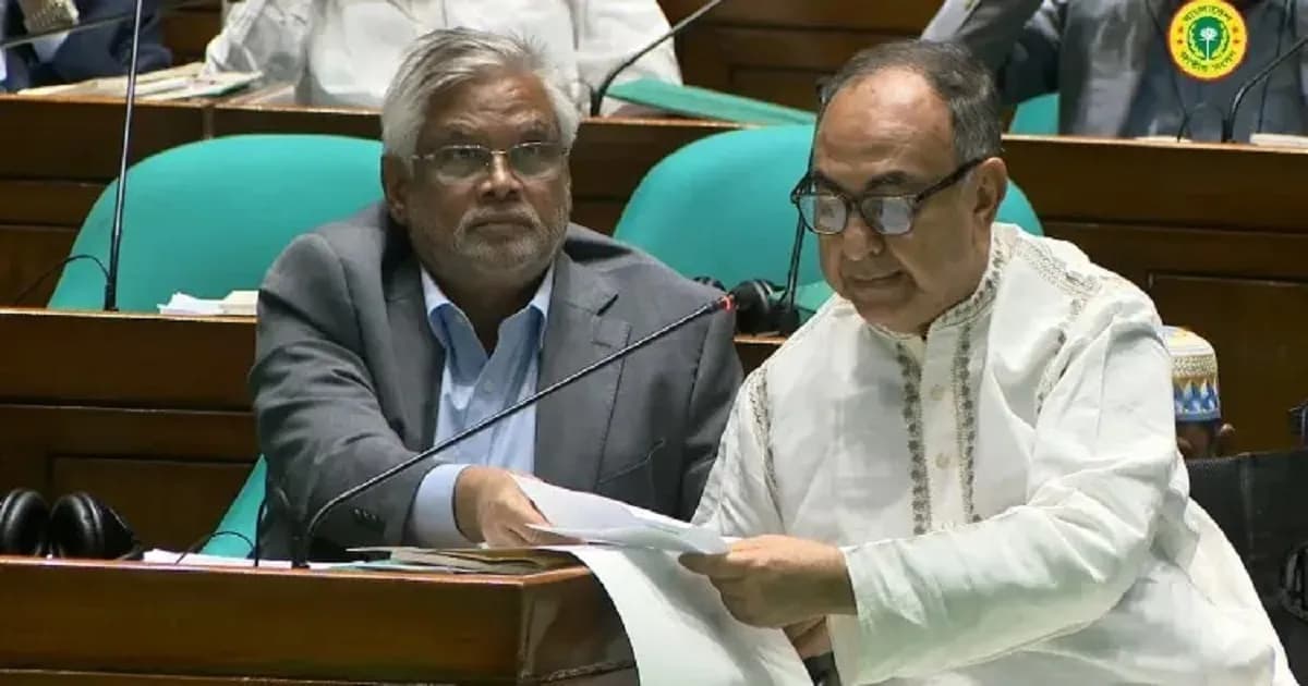 সংসদে বক্তব্য দিতে গিয়ে আবেগাপ্লুত মির্জা আব্বাস