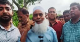স্বরাষ্ট্র সচিবকে ফোন করে অঝোরে কাঁদলেন এমপি মনিরুল হক