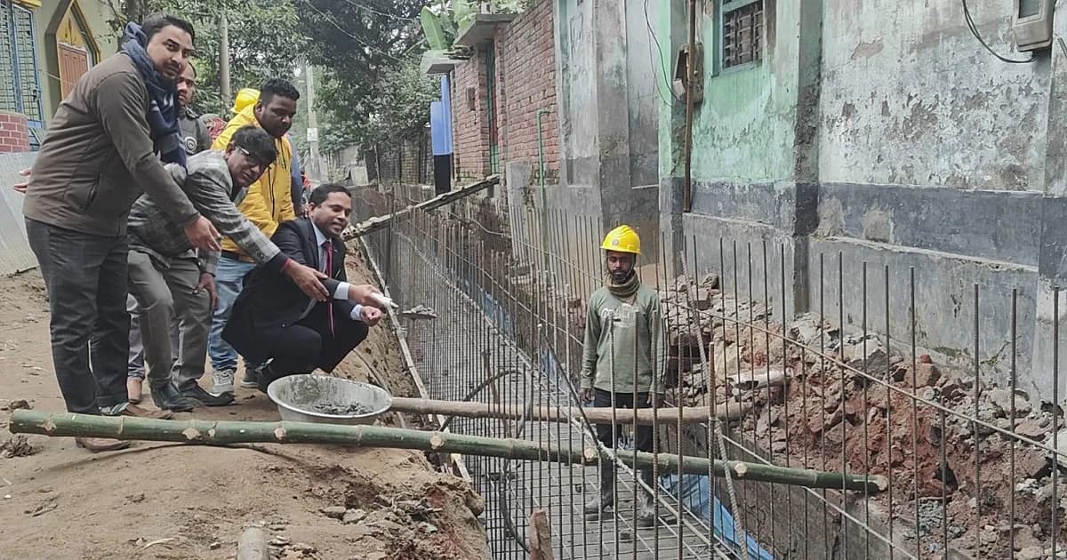 শেরপুর পৌরসভায় ১৭ কোটি টাকার প্রকল্পে নতুন ড্রেনের উদ্বোধন