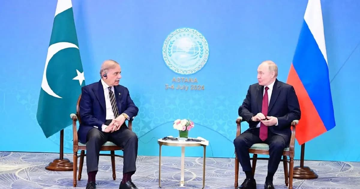পাকিস্তানকে কম দামে জ্বালানি তেল দেওয়ার প্রস্তাব রাশিয়ার